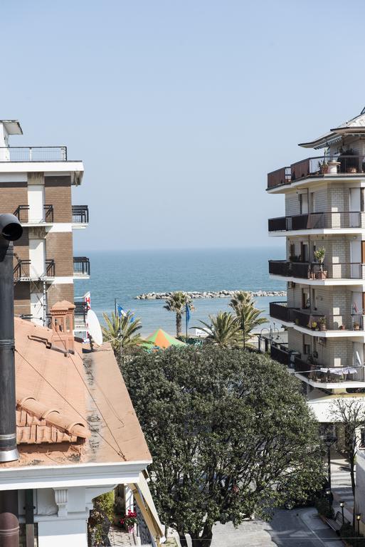 Hotel Gabbiano Porto San Giorgio Dış mekan fotoğraf