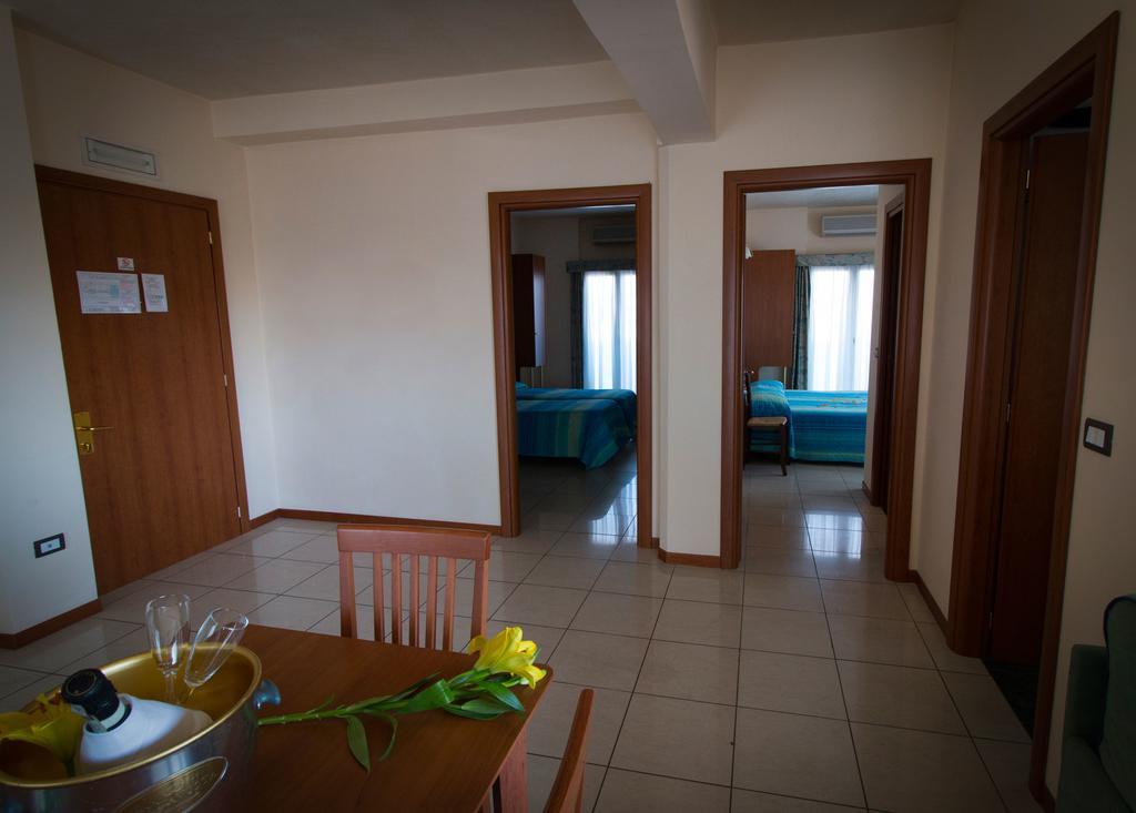 Hotel Gabbiano Porto San Giorgio Dış mekan fotoğraf