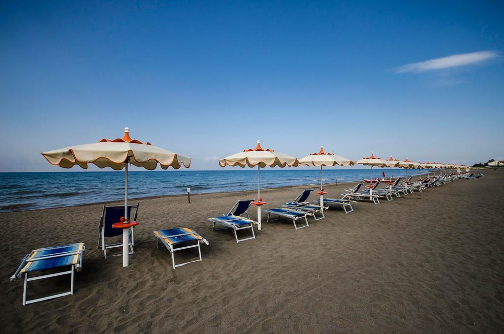 Hotel Gabbiano Porto San Giorgio Dış mekan fotoğraf