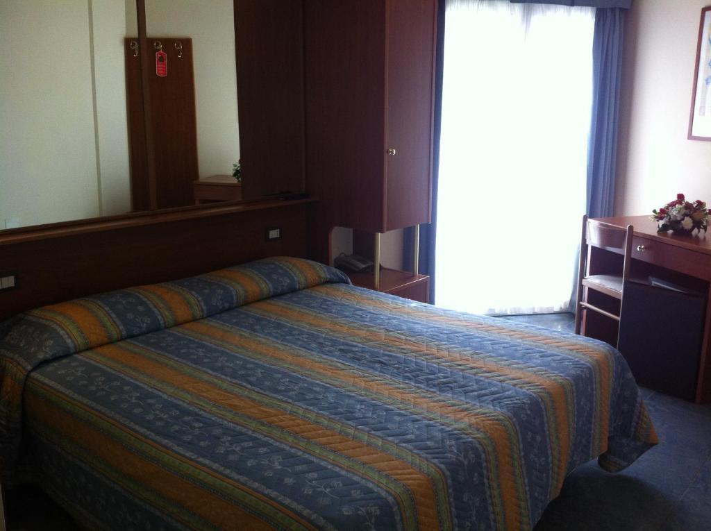 Hotel Gabbiano Porto San Giorgio Oda fotoğraf