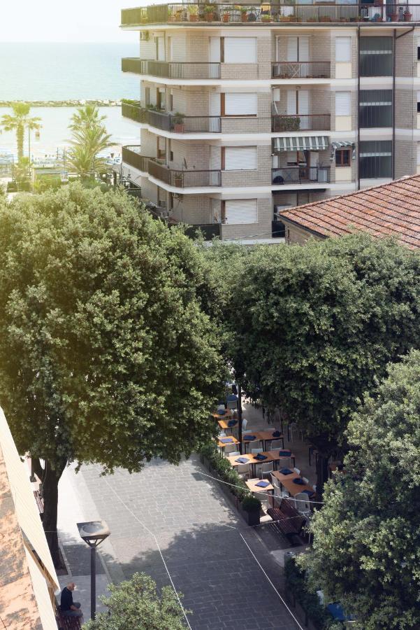 Hotel Gabbiano Porto San Giorgio Dış mekan fotoğraf