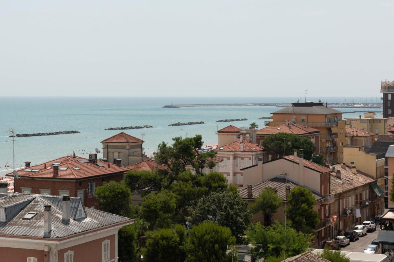 Hotel Gabbiano Porto San Giorgio Dış mekan fotoğraf